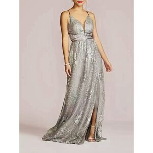 Galina Signature Womens Silver Sequin Embroidered Formal Gown Size 10 Event